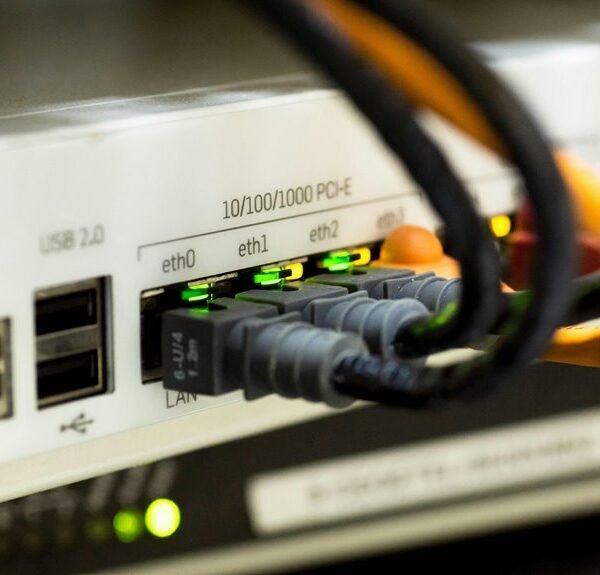 Smart Digital Network 112518023 Web Hub